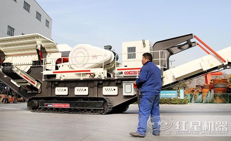車載移動砸石頭機遙控作業(yè)，占地小，直達現(xiàn)場
